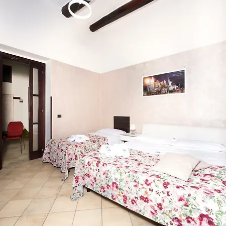 Couette-café Chiaia Relax Naples