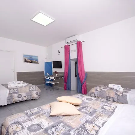 Nocleg ze śniadaniem Chiaia Relax Neapol