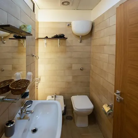 Oda ve Kahvaltı Chiaia Relax